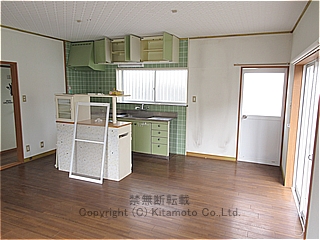 三重県志摩市の中古住宅・一戸建て　室内（ＬＤＫ）